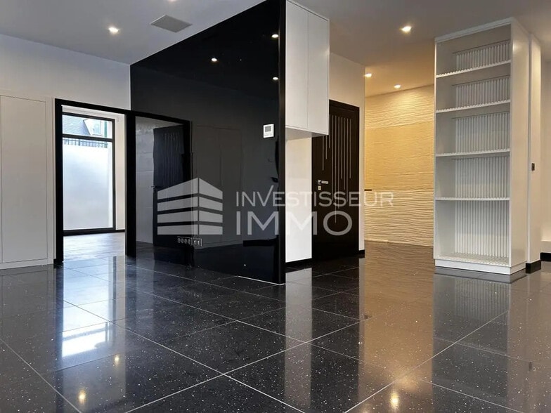 Bureau dans Compiègne à louer - Photo intérieure – Image 1 sur 5