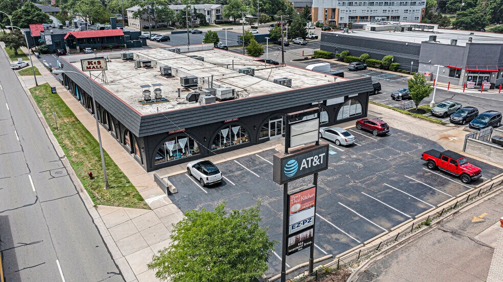 1800 W 14 Mile Rd, Royal Oak, MI à louer - Photo de l’immeuble – Image 2 sur 47