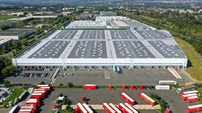 Plus de détails pour Bureau, Industriel/Logistique à louer