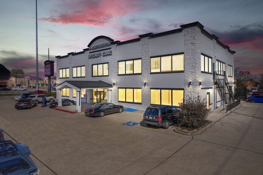 25510 I-45 Fwy N, Spring, TX à vendre - Photo principale – Image 1 sur 3