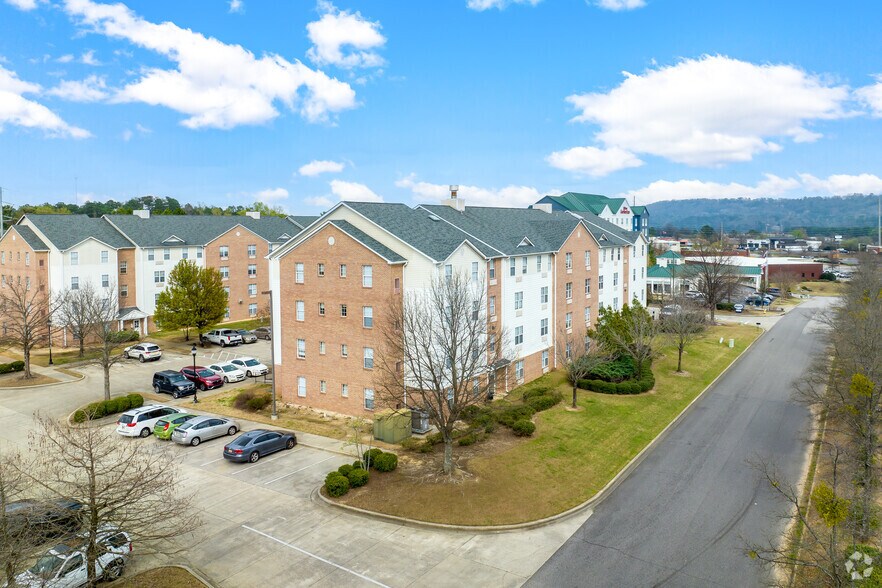 500 N Wildwood Cir, Birmingham, AL à vendre - Photo de l’immeuble – Image 2 sur 5