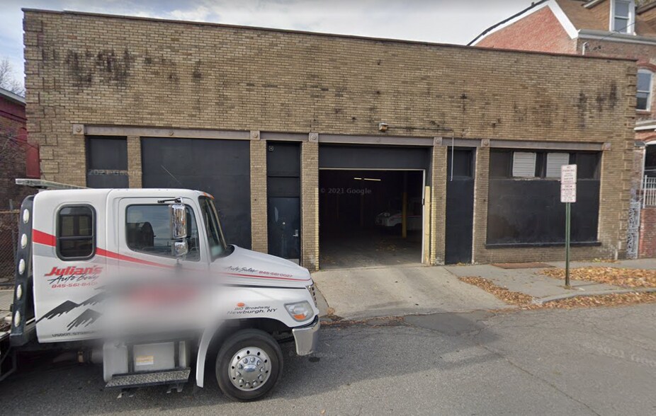 87 Chambers St, Newburgh, NY à louer - Photo principale – Image 1 sur 1