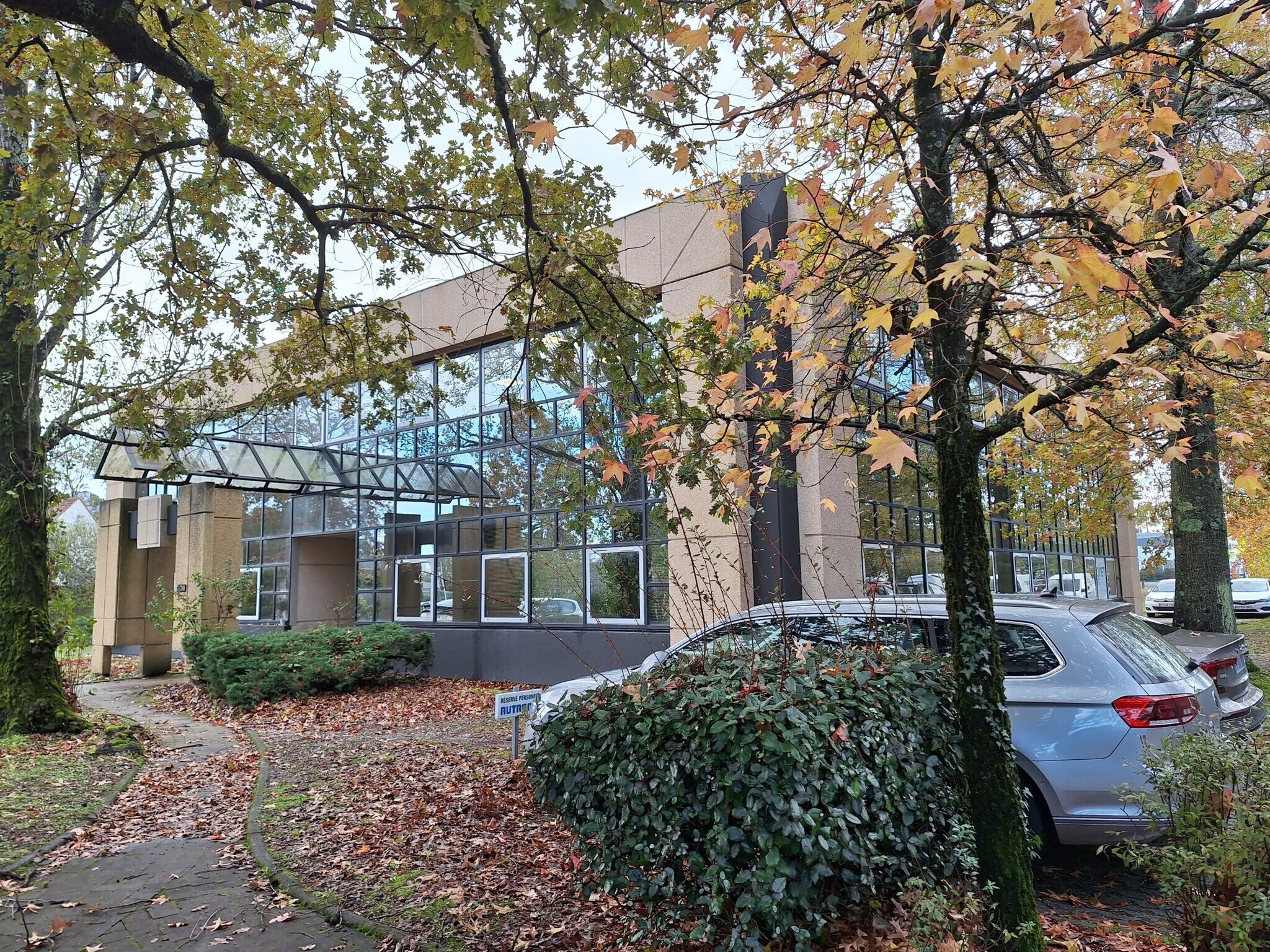 9 Avenue Léonard De Vinci, Pessac à louer Photo de l’immeuble– Image 1 sur 8