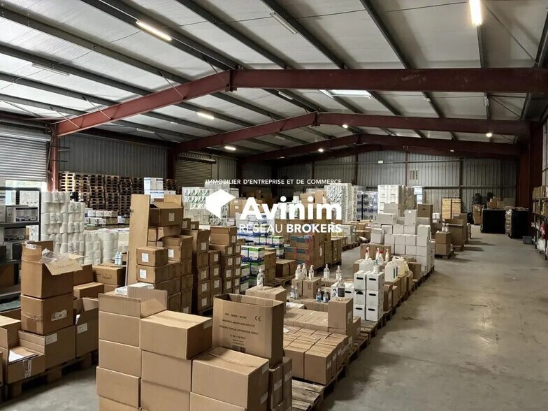 Bureau dans Septèmes-les-Vallons à louer - Photo intérieure – Image 2 sur 8