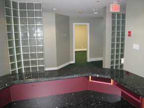 1538 Foster St, White Rock, BC à louer Photo intérieure– Image 2 sur 2