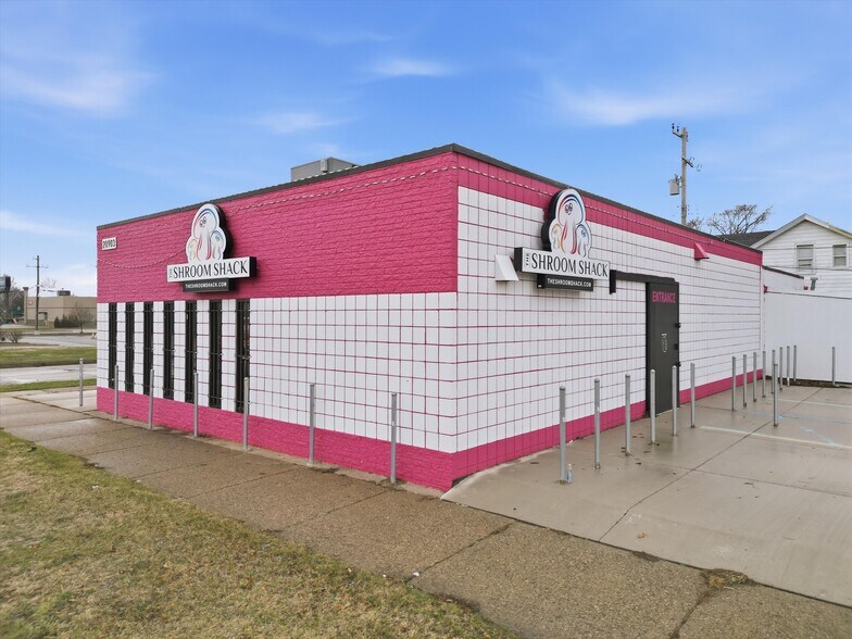 20903 Dequindre Rd, Hazel Park, MI à louer - Photo de l’immeuble – Image 2 sur 26