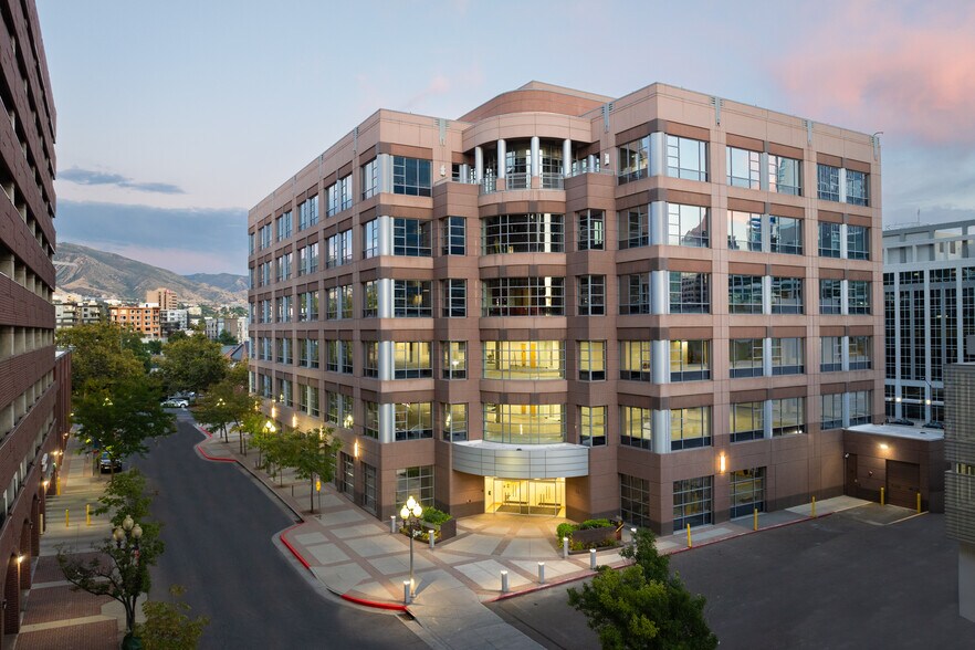 150 E Social Hall Ave, Salt Lake City, UT à louer - Photo principale – Image 1 sur 31