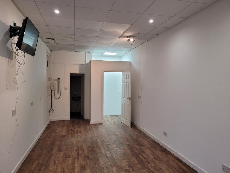 112 Queensferry Rd, Rosyth à vendre - Photo de l’immeuble – Image 2 sur 3