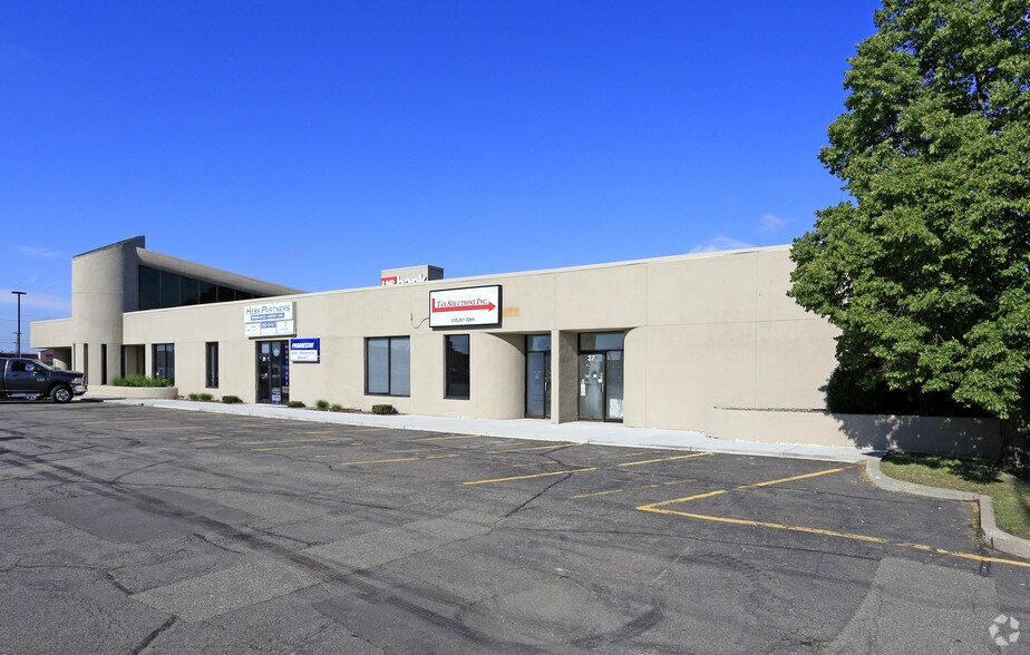 27-37 N 33rd Ave N, Saint Cloud, MN à louer - Photo de l’immeuble – Image 3 sur 3