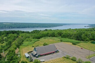 Plus de détails pour 1636 E Shore Dr, Ithaca, NY - Spécialisé à vendre