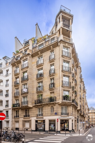 Bureau dans Paris à louer - Photo de l’immeuble – Image 2 sur 2