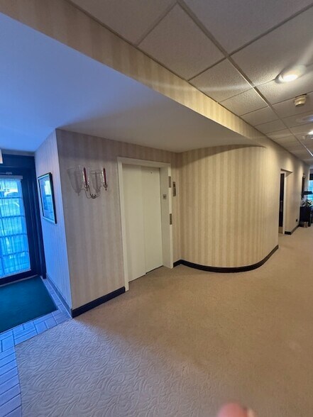 619 Rue St Francois St, Florissant, MO à vendre - Photo de l’immeuble – Image 3 sur 9