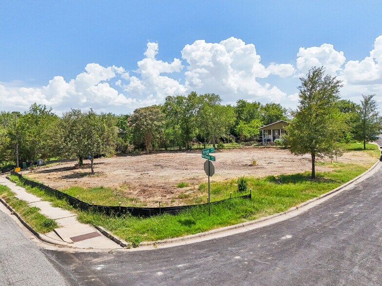 3101 Northeast Dr, Austin, TX à vendre - Photo de l’immeuble – Image 3 sur 20
