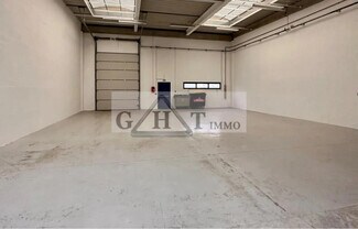 Plus de détails pour Bureau, Industriel/Logistique à louer