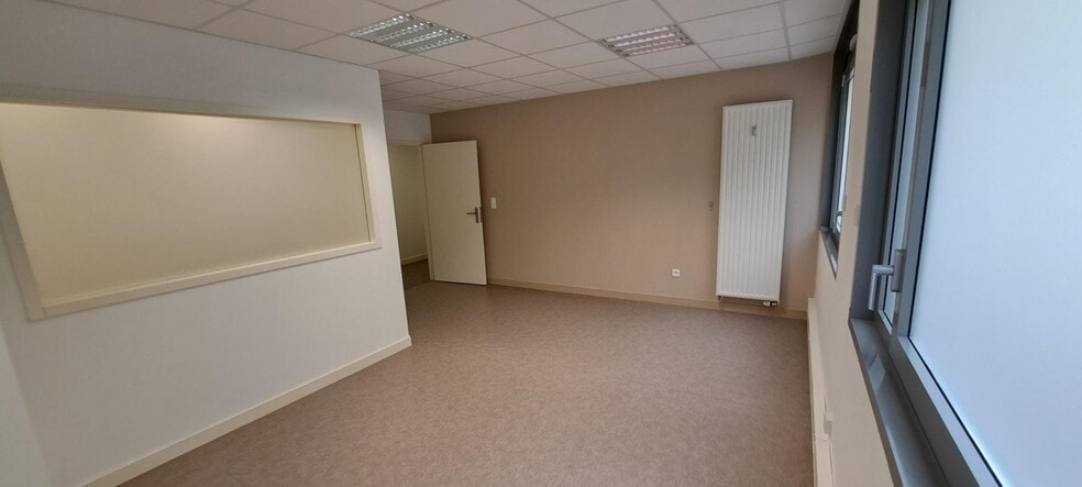 Médical dans Saint-Rambert-en-Bugey à louer - Photo intérieure – Image 2 sur 8