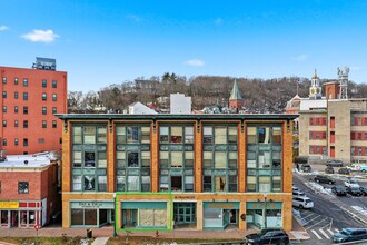 16 Franklin St, Norwich, CT à louer Photo intérieure– Image 1 sur 6