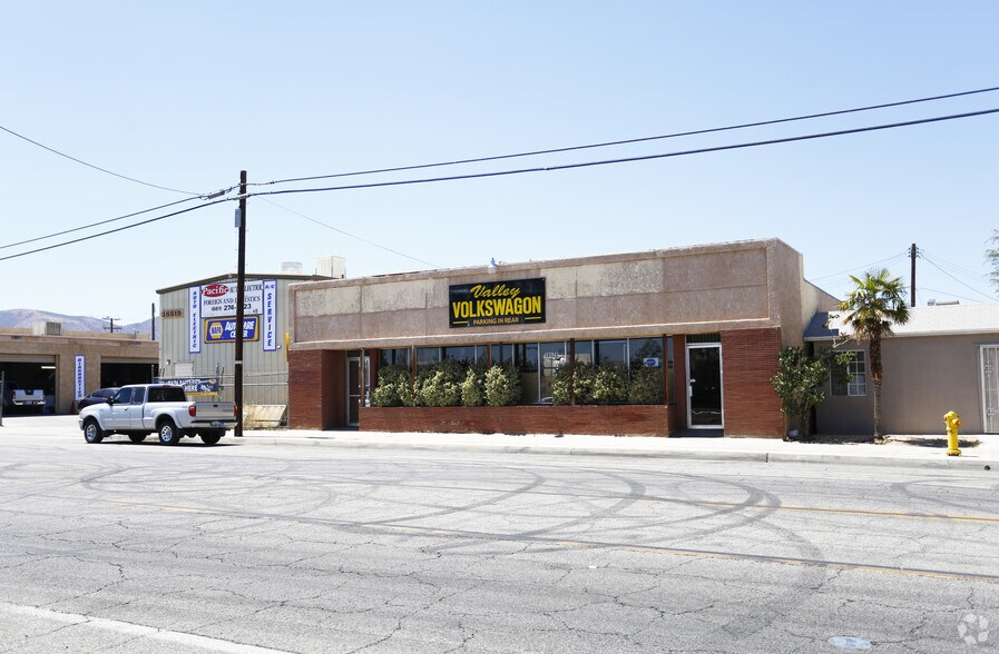 38525 6th St E, Palmdale, CA à vendre - Photo principale – Image 2 sur 4