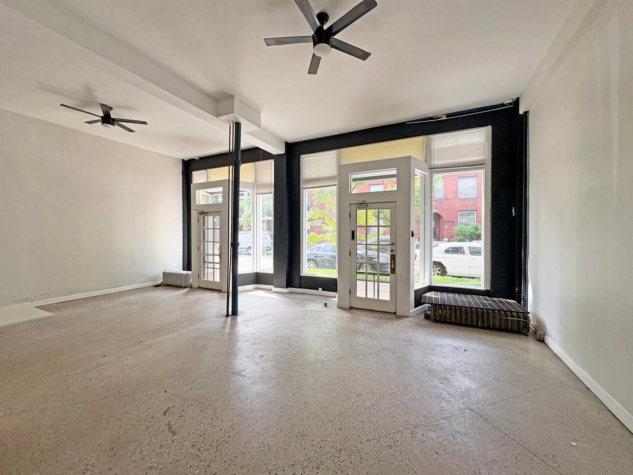 2443 S Nicollet Ave, Minneapolis, MN à louer Photo intérieure– Image 1 sur 3