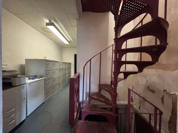 18-20 Chorley Rd, Manchester, GTM M27 5AJ - Lot 20 - - Photo intérieure - Image 1 of 12