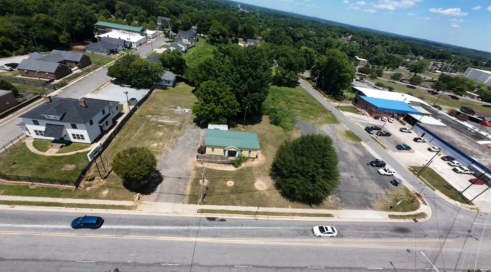 524 W Airline Ave, Gastonia, NC à vendre - Photo de l’immeuble – Image 2 sur 5