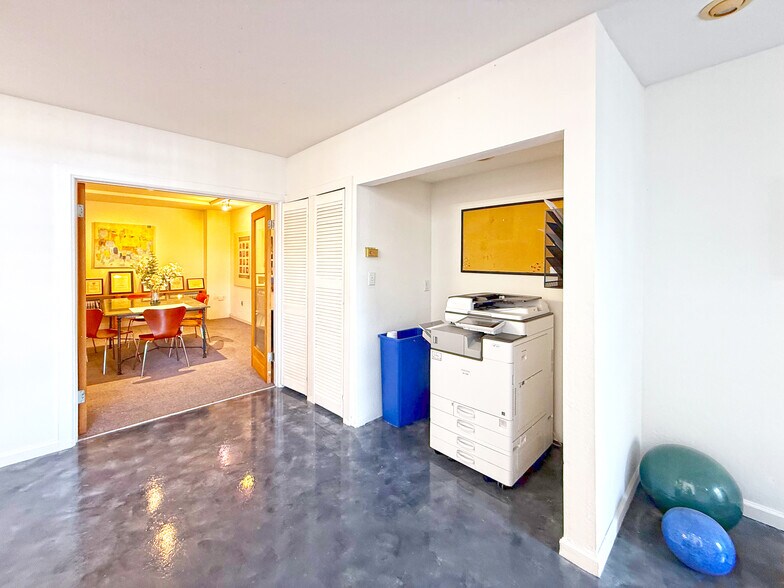 801 Camelia St, Berkeley, CA à louer - Photo de l’immeuble – Image 3 sur 17