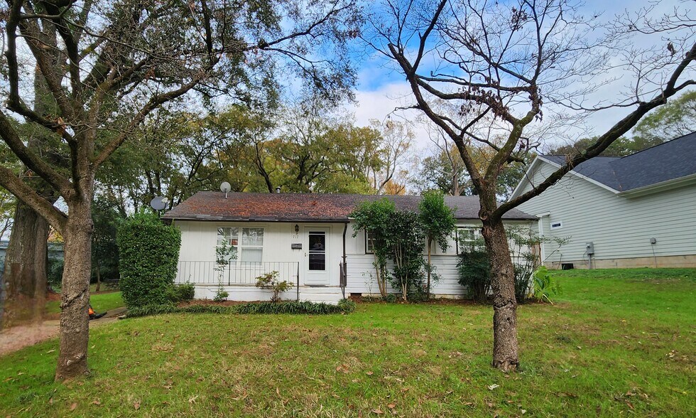 4103 Glenwood dr, Charlotte, NC à vendre - Photo de l’immeuble – Image 3 sur 3