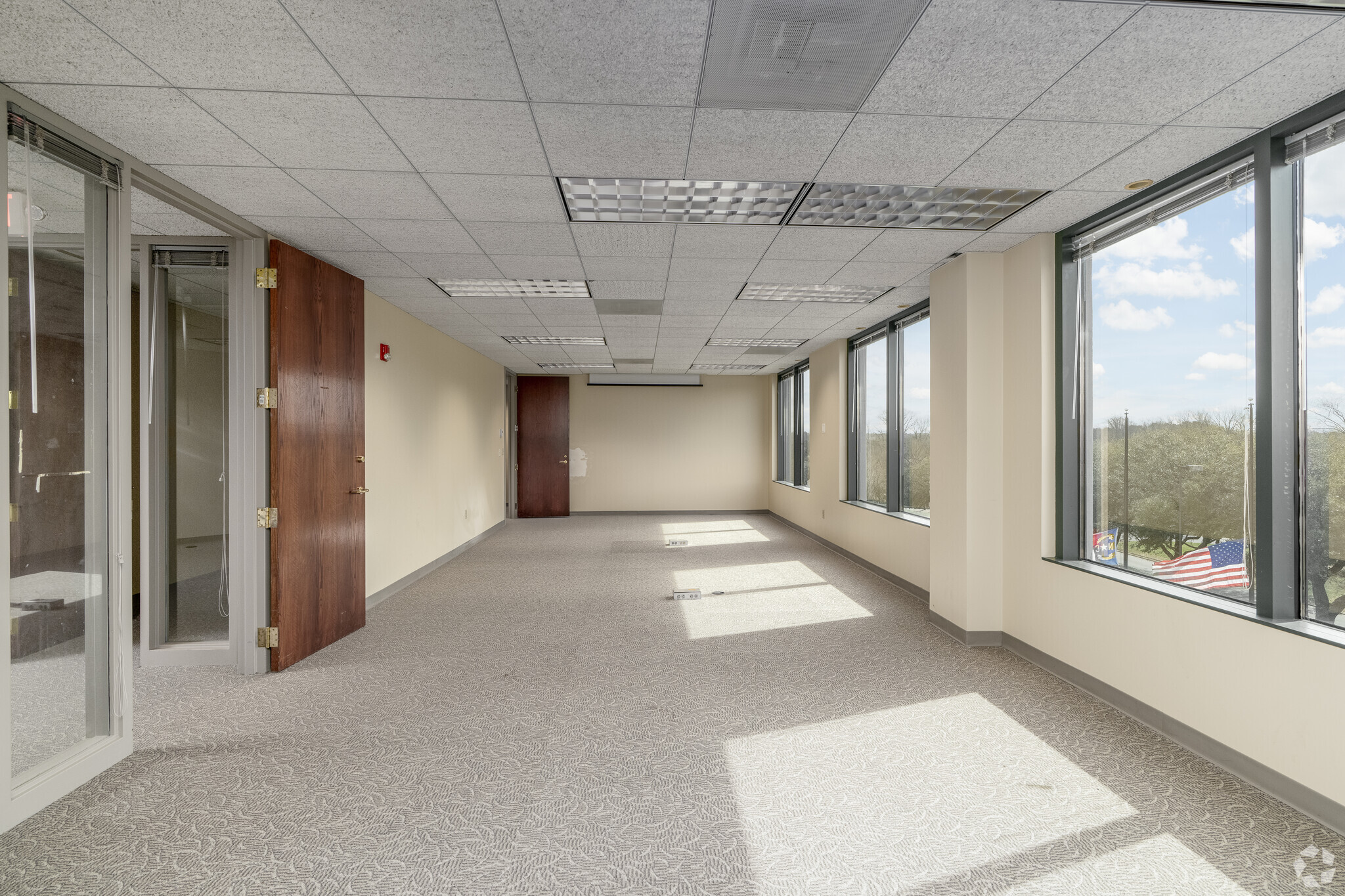 9144 Arrowpoint Blvd, Charlotte, NC à vendre Photo intérieure– Image 1 sur 8