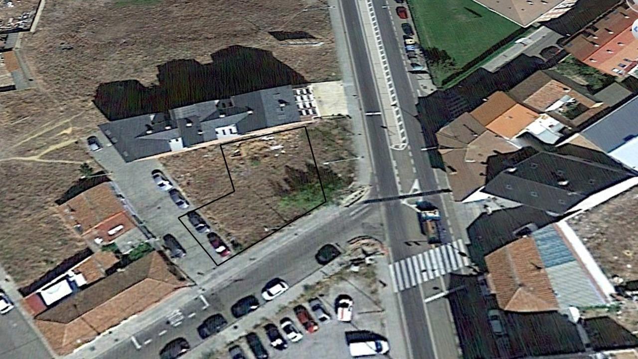 Terrain dans VEGA, León à vendre Photo principale– Image 1 sur 5