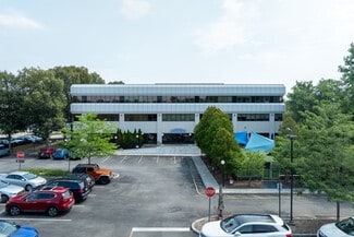Plus de détails pour 100 S Bedford Rd, Mount Kisco, NY - Bureau à louer