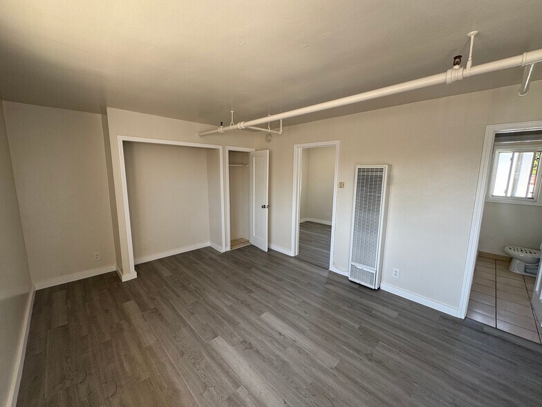 5022 W Washington Blvd, Los Angeles, CA à vendre - Photo intérieure – Image 2 sur 12