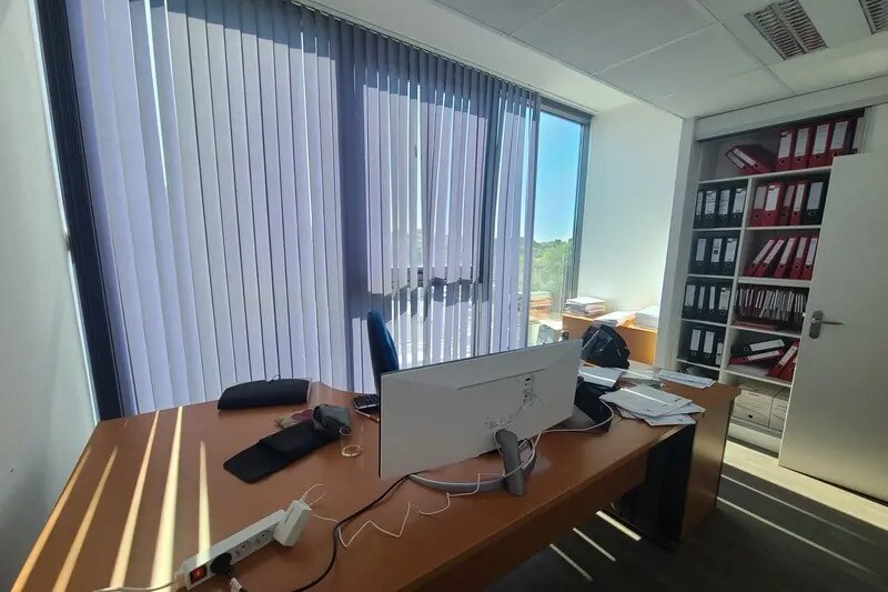 Bureau dans Béziers à louer Photo de l’immeuble– Image 1 sur 7