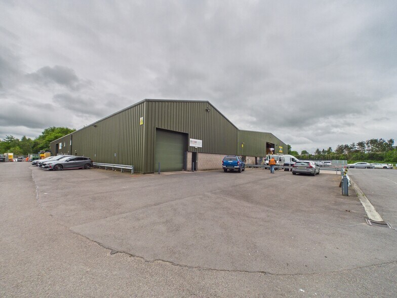 Catherinefield Rd, Dumfries à louer - Photo de l’immeuble – Image 3 sur 8