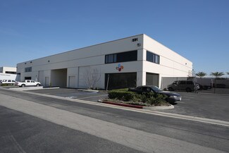 Plus de détails pour 4587-4591 Firestone Blvd, South Gate, CA - Industriel/Logistique à louer