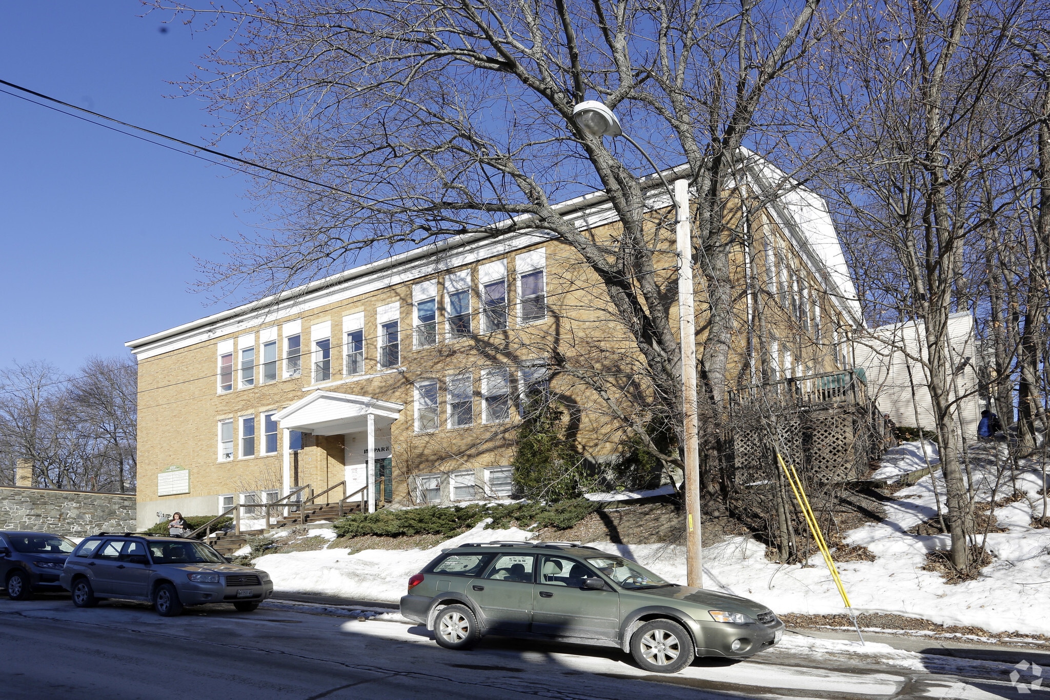 157 Park St, Bangor, ME à vendre Photo principale– Image 1 sur 6