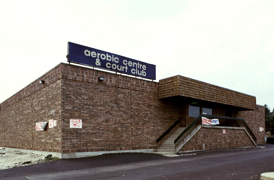 1220 Mark St, Bensenville, IL à louer - Photo de l’immeuble – Image 2 sur 32