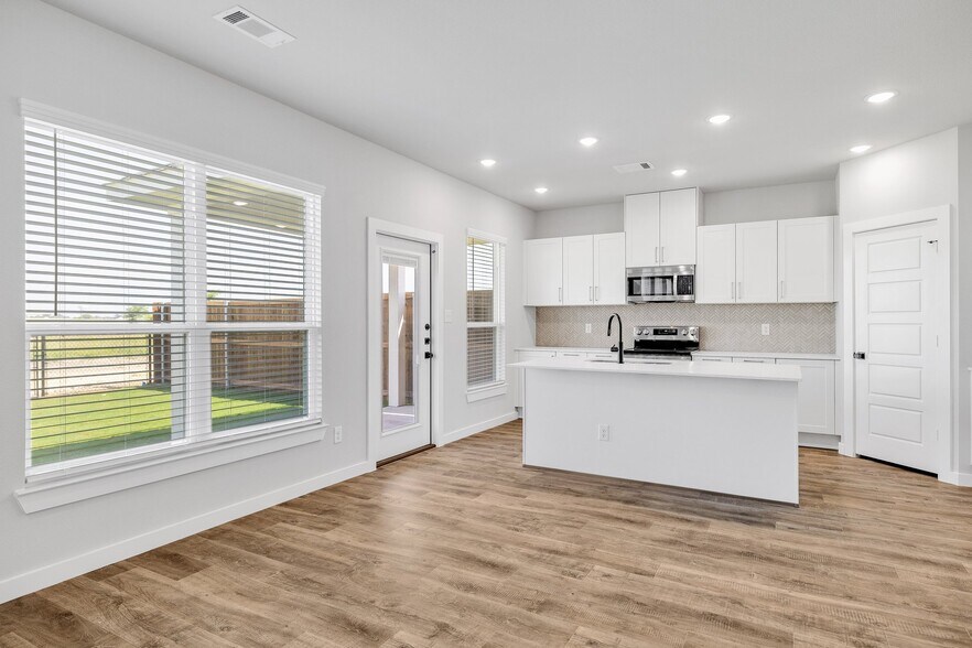 4016-4018 Clovis St, Midlothian, TX à vendre - Photo de l’immeuble – Image 3 sur 78