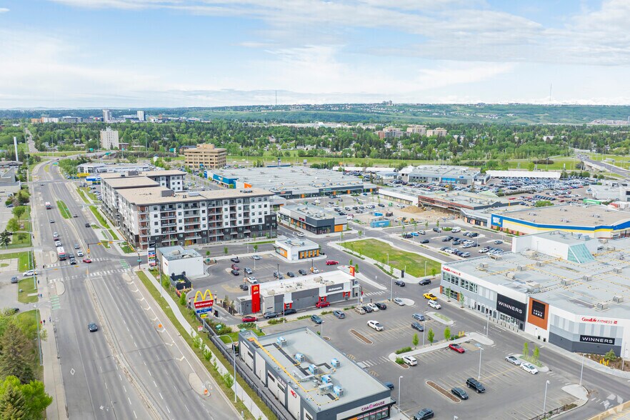 5111 Northland Dr NW, Calgary, AB à vendre - Aérien – Image 2 sur 3