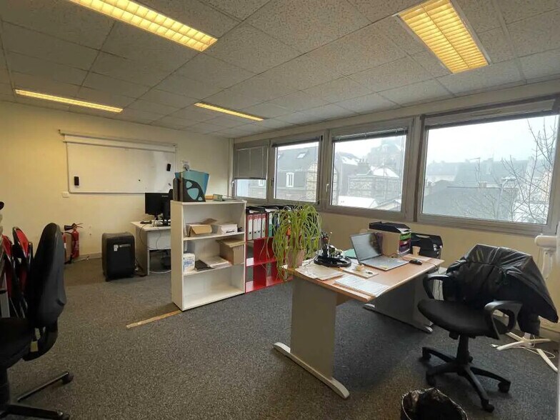 Bureau dans Rouen à vendre - Photo de l’immeuble – Image 3 sur 9