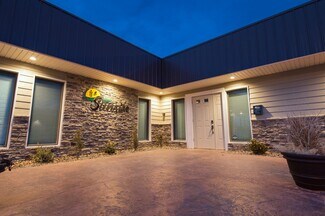 Plus de détails pour 201 E 11th St, Hays, KS - Local d’activités à vendre