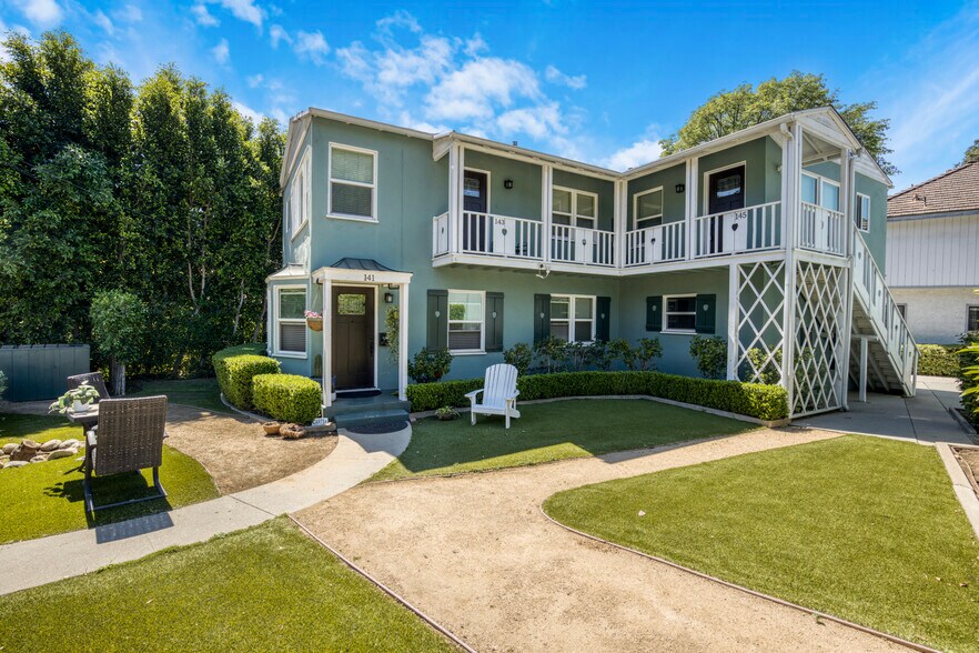 646 Westminster Dr, Pasadena, CA à vendre - Photo de l’immeuble – Image 3 sur 33