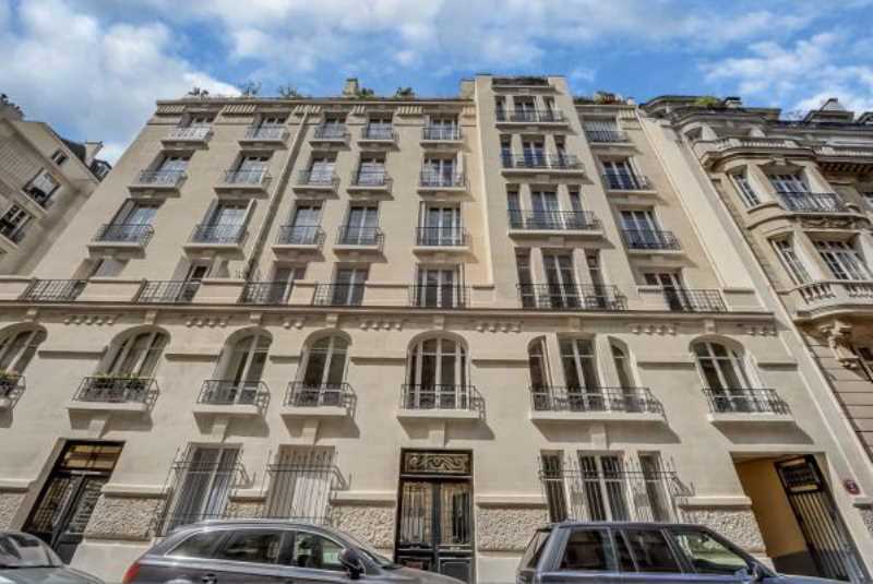 Bureau dans Paris à vendre - Photo de l’immeuble – Image 3 sur 7