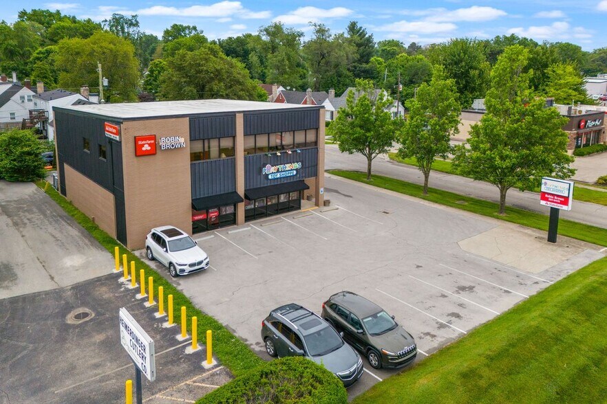 4209 Shelbyville Rd, Louisville, KY à louer - Photo de l’immeuble – Image 3 sur 25