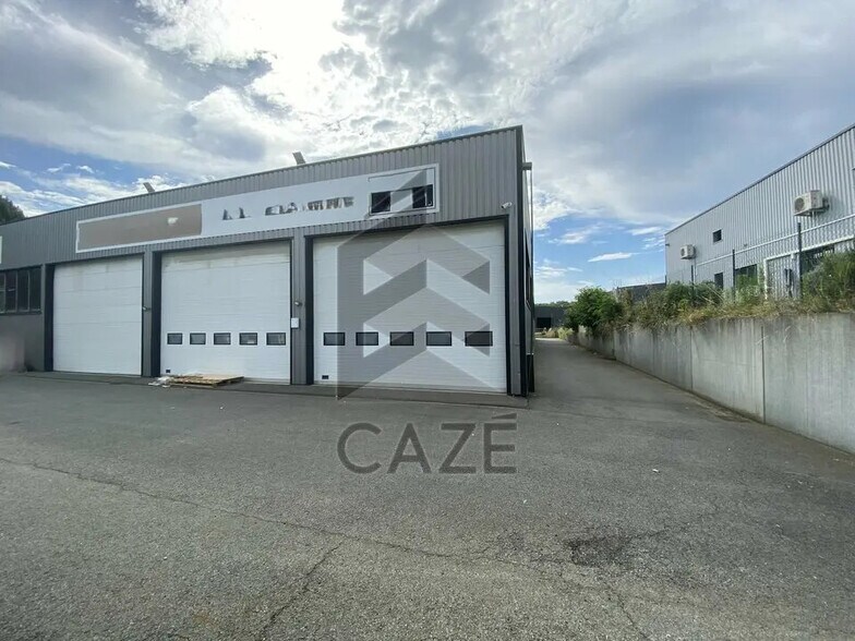 Local d’activités dans Cadaujac à louer - Photo de l’immeuble – Image 3 sur 12
