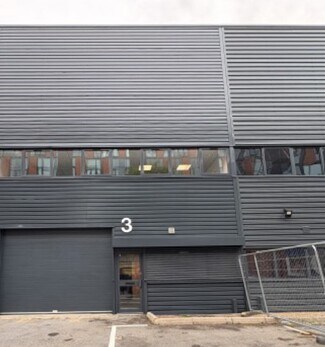 Plus de détails pour Cowley Rd, Londres - Industriel/Logistique à louer