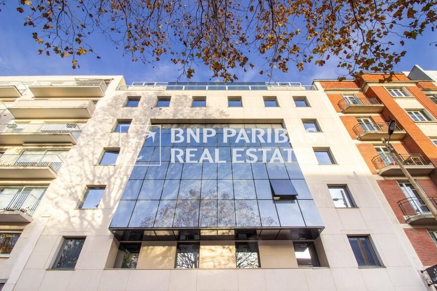 86 Rue Anatole France, Levallois-Perret à louer - Photo de l’immeuble – Image 3 sur 9