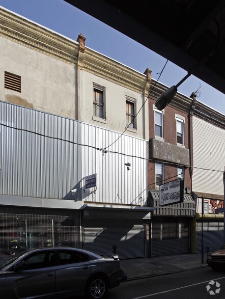 3072 Kensington Ave, Philadelphia, PA à louer - Photo de l’immeuble – Image 2 sur 2
