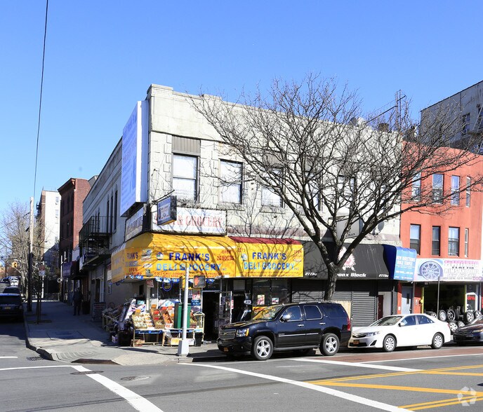 2773-2775 Webster Ave, Bronx, NY à louer - Photo principale – Image 1 sur 12