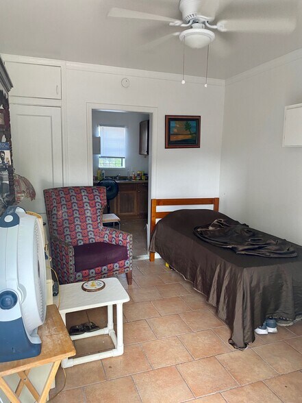 413 Vermont Ave, Daytona Beach, FL à vendre - Photo de l’immeuble – Image 3 sur 16