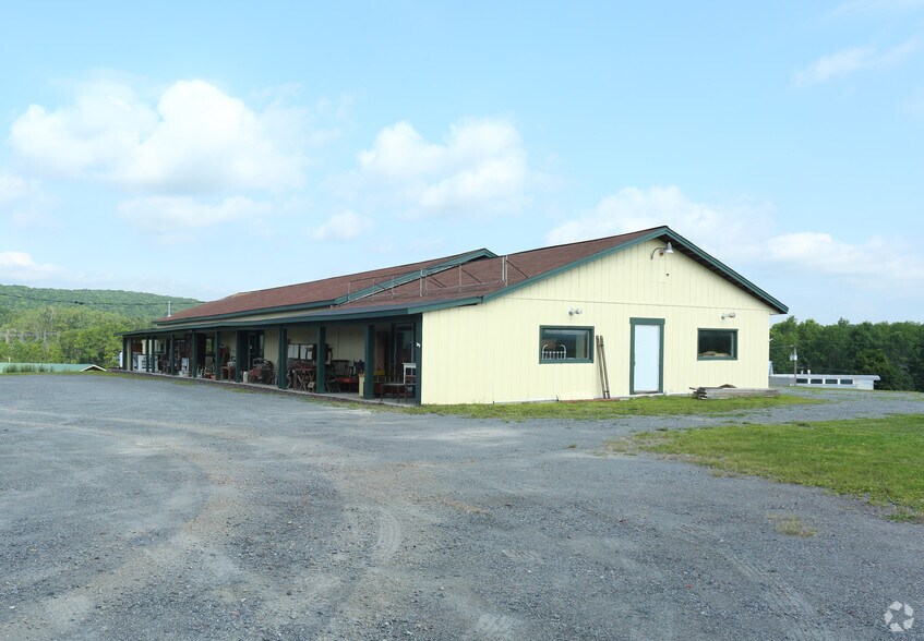 33 Route 18, Whitehall, NY à vendre - Photo principale – Image 1 sur 5