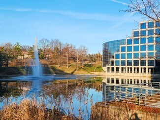 Plus de détails pour 2 Cityplace Dr, Creve Coeur, MO - Coworking à louer